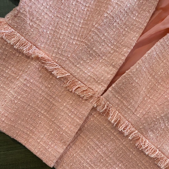 JACLYN SMITH NWT Blush Cropped Fringe Blazer - Picture 4 of 6